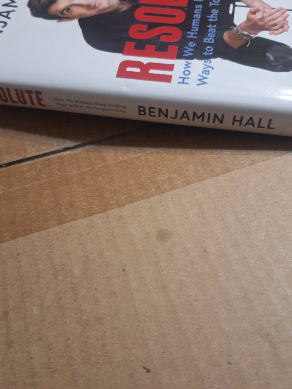 resolute - Picture 2 of 6